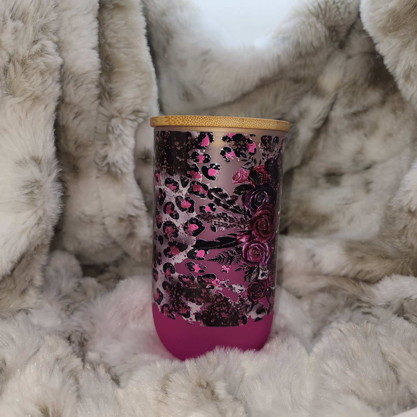 16 Oz Ready to Ship Glass Wine/Can - Pink Ombre Skull